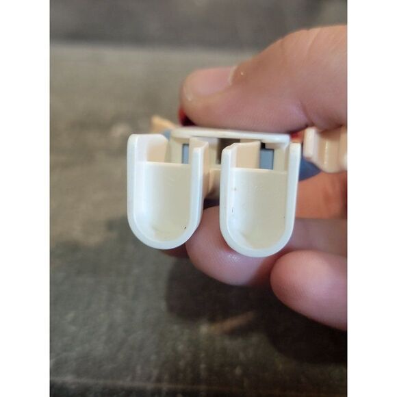 Roblox princess Disney Ariel Little Mermaid toy figure - Picture 4 of 4